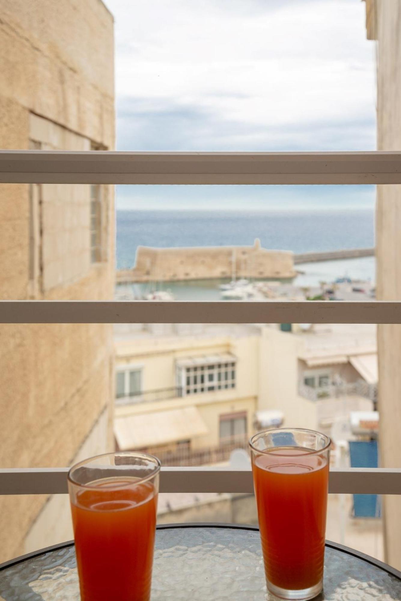 Penthouse Apartment In Downtown With Seaview Iraklio Exterior foto