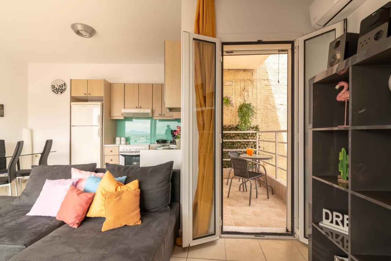 Penthouse Apartment In Downtown With Seaview Iraklio Exterior foto